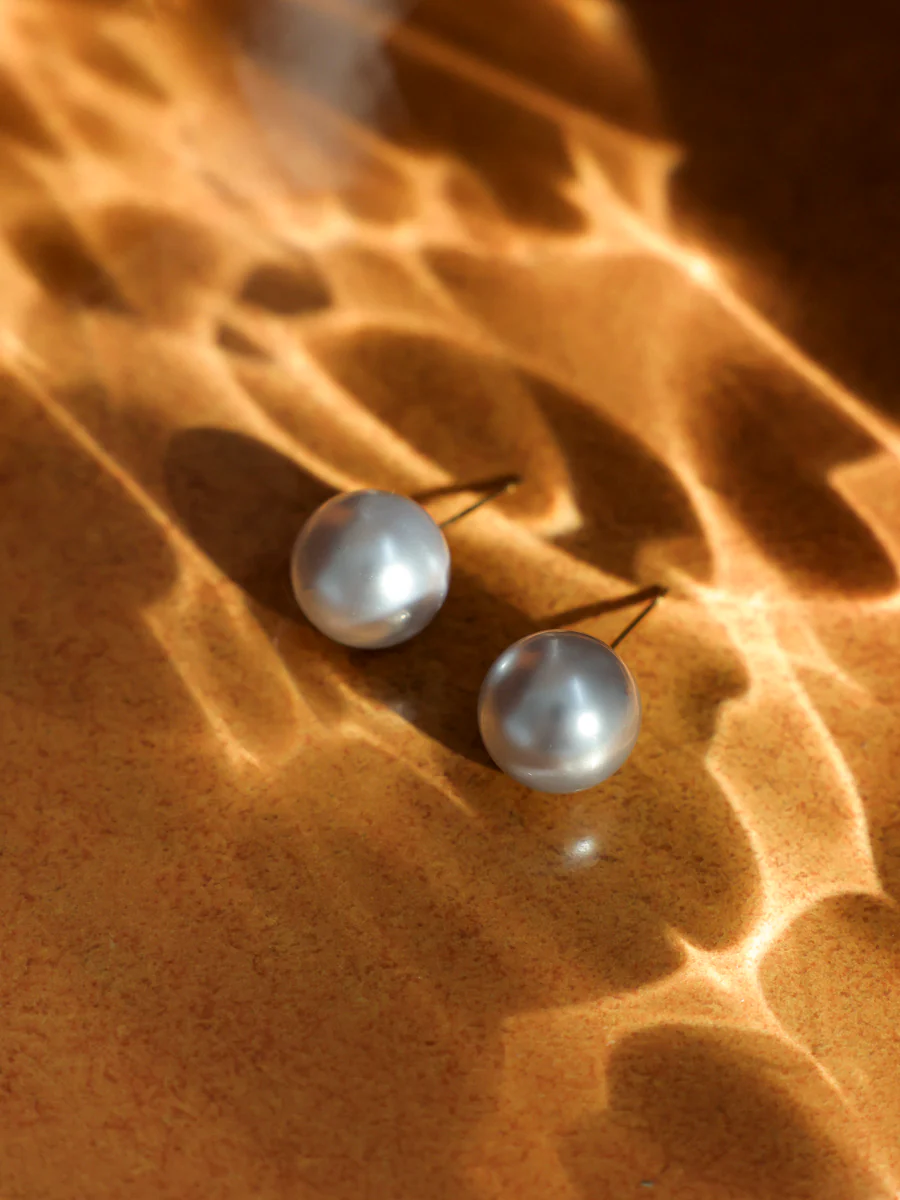 Serene Pearl Grey Ohrringe - Image 4