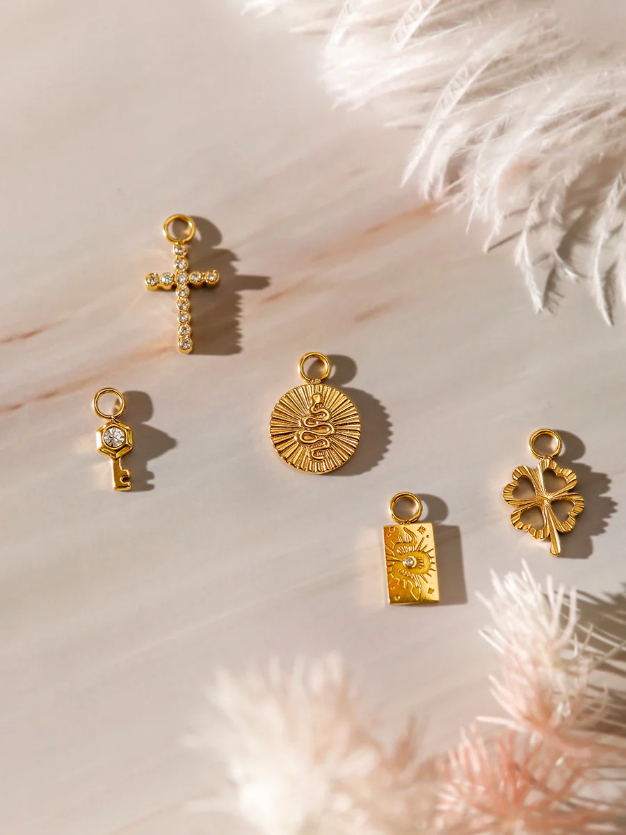 Classic Hoops & Ohrring-Charms Bundle - Image 24