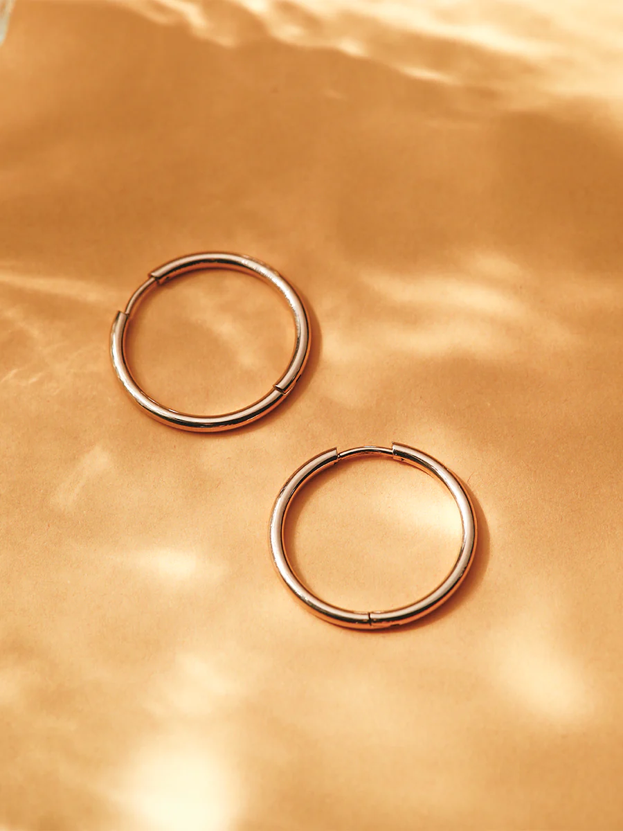 24mm SLIM HOOP MEDIUM OHRRINGE - Image 10