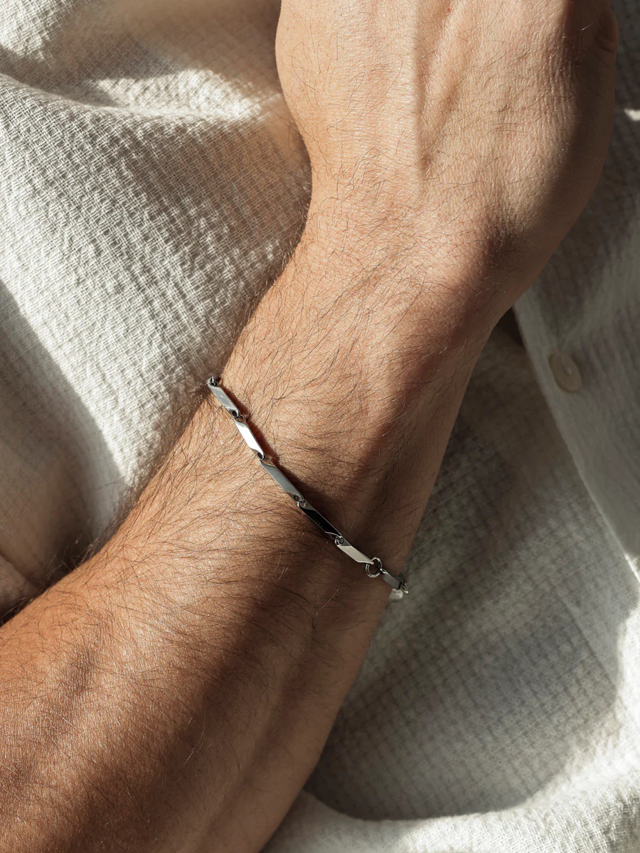 Balanced Glow ARMBAND - Image 2