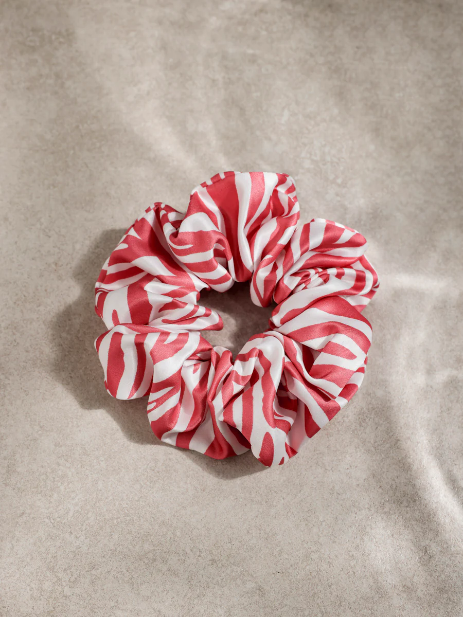 Beachy Vibe Scrunchie - Image 9