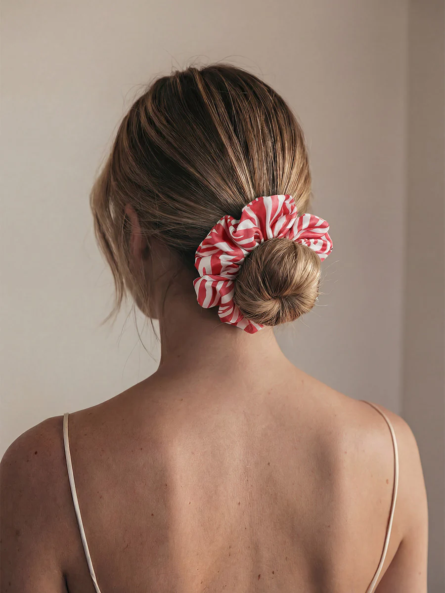 Beachy Vibe Scrunchie Red - Image 2