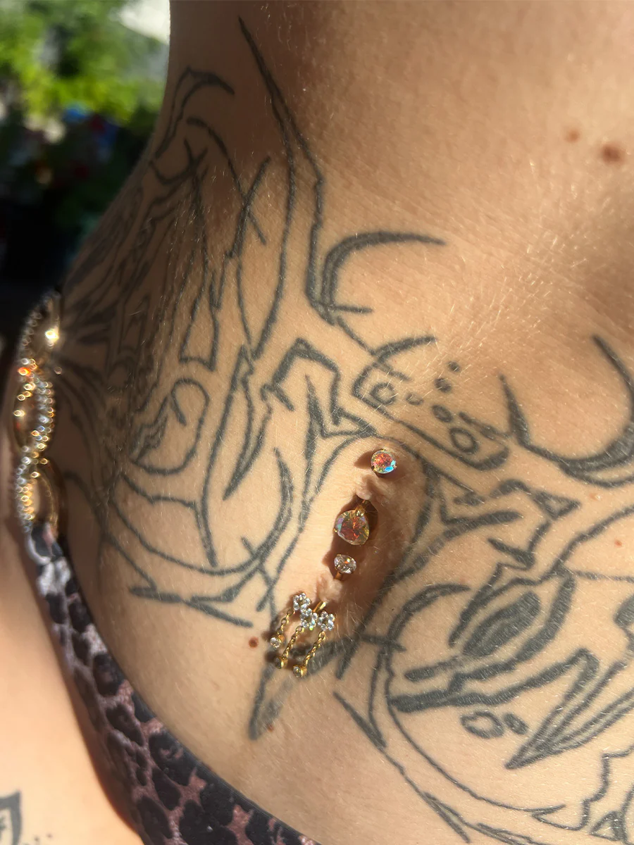 Blooming Glow Titan Bauchnabelpiercing - Image 2