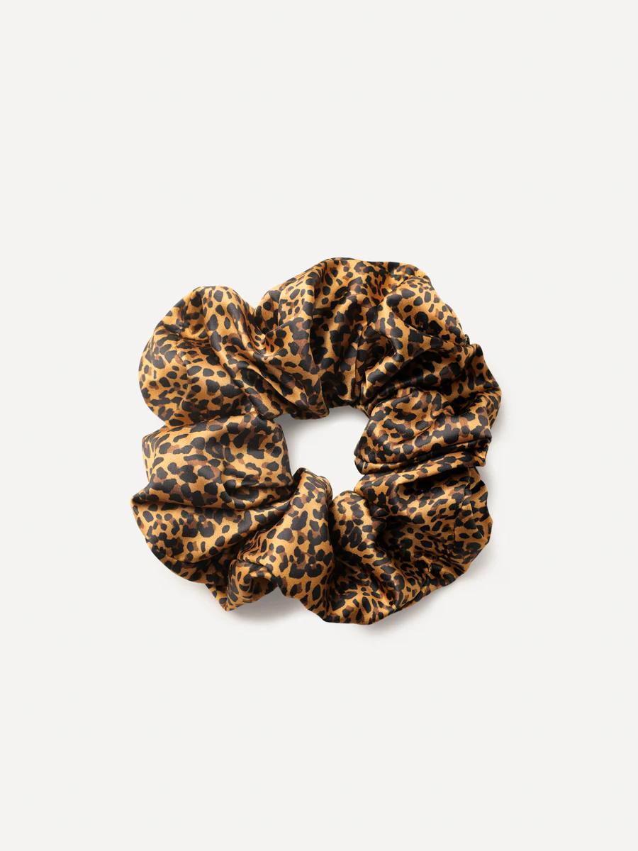 Chic Beauty Leopard Scrunchie - Image 2