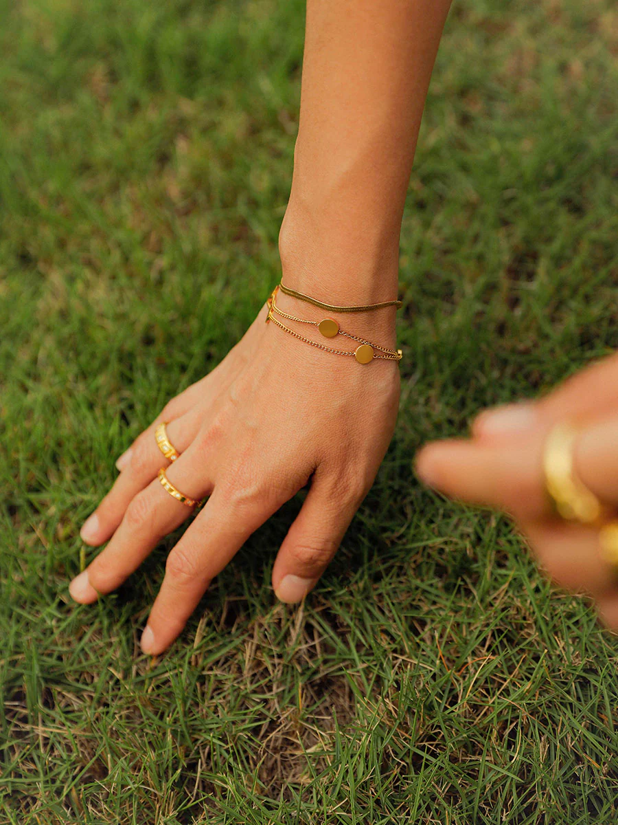 Concise ARMBAND - Image 2