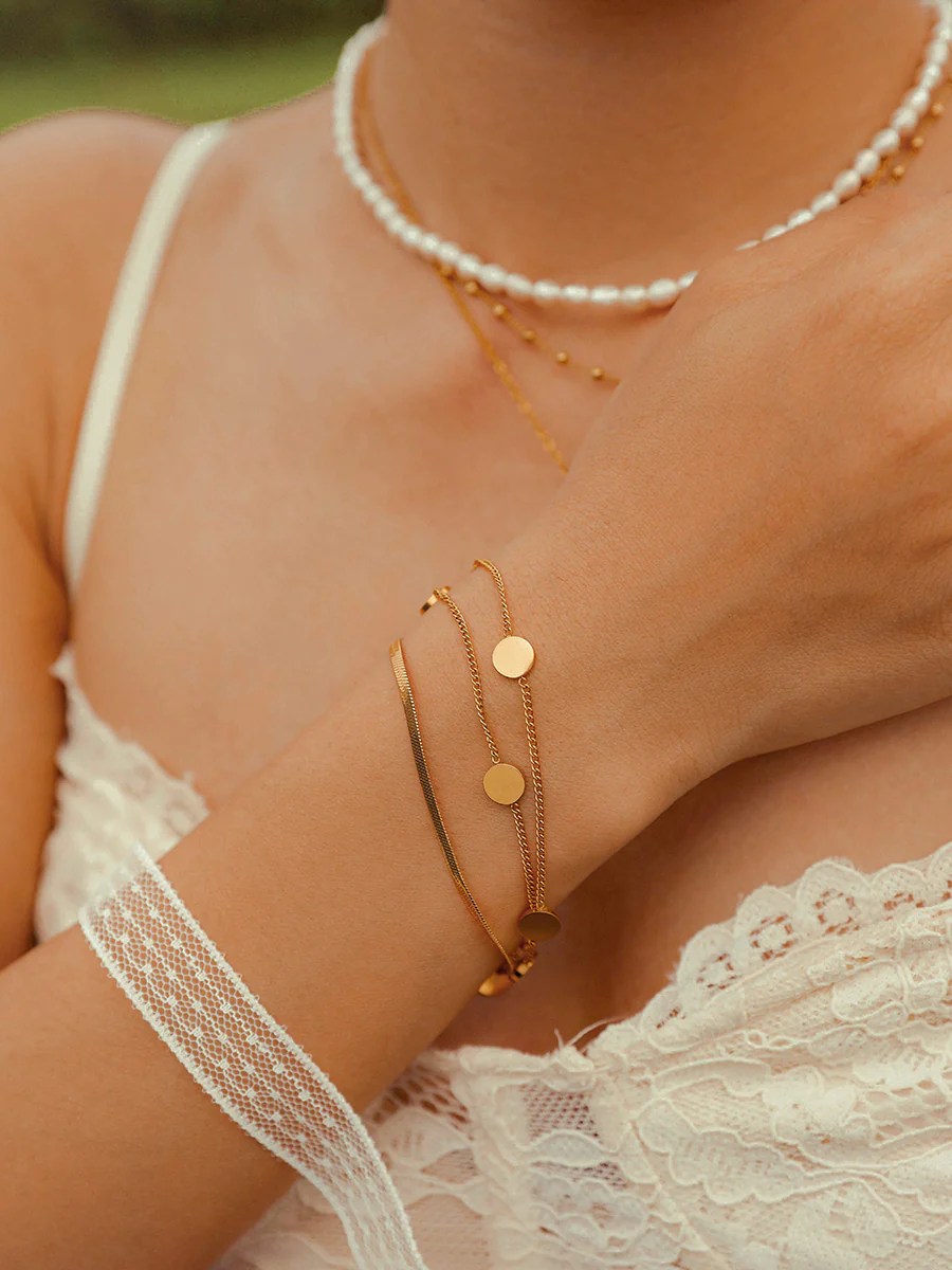 Concise ARMBAND - Image 3
