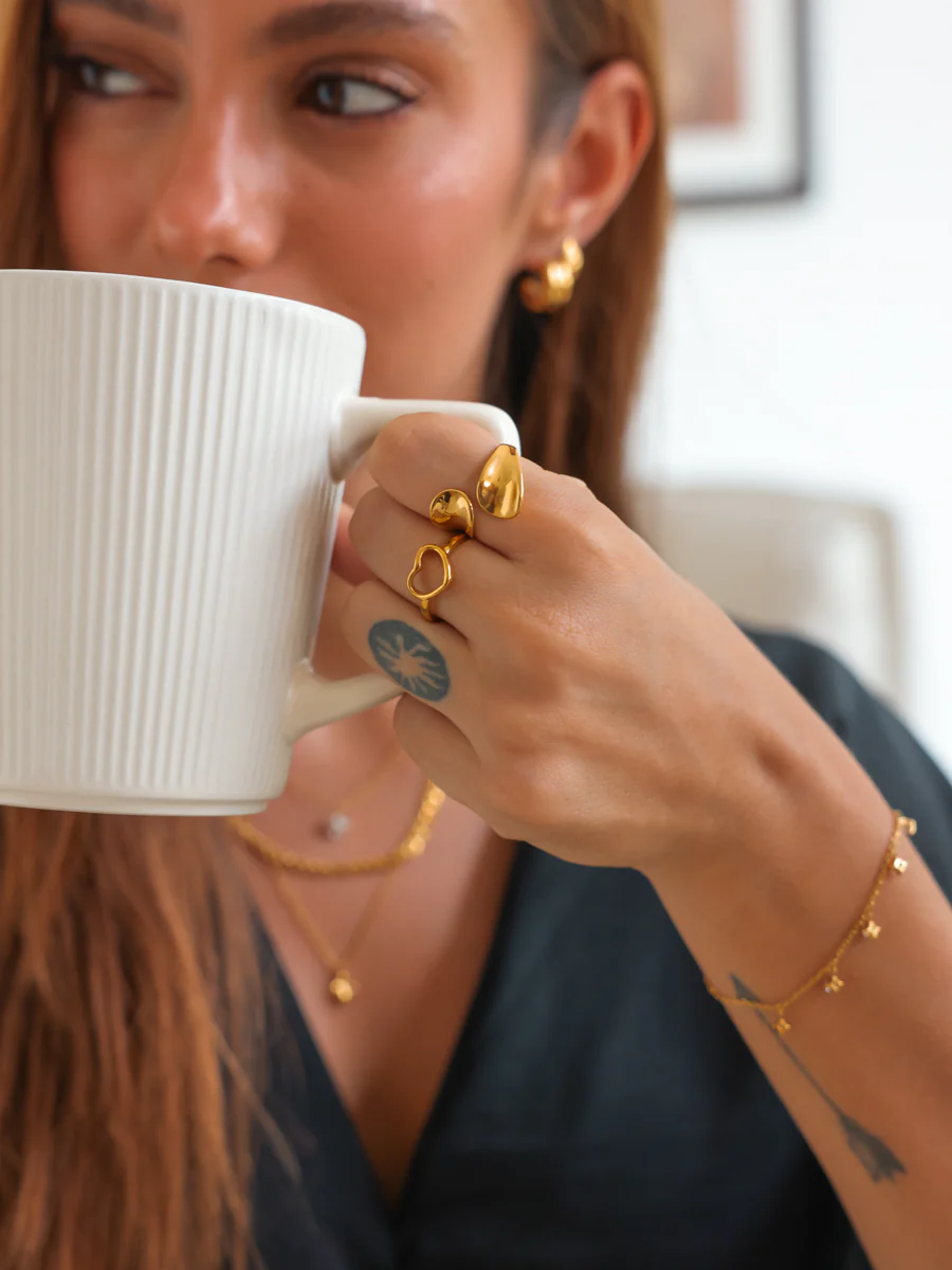 Curved Elegance Ring - Image 6