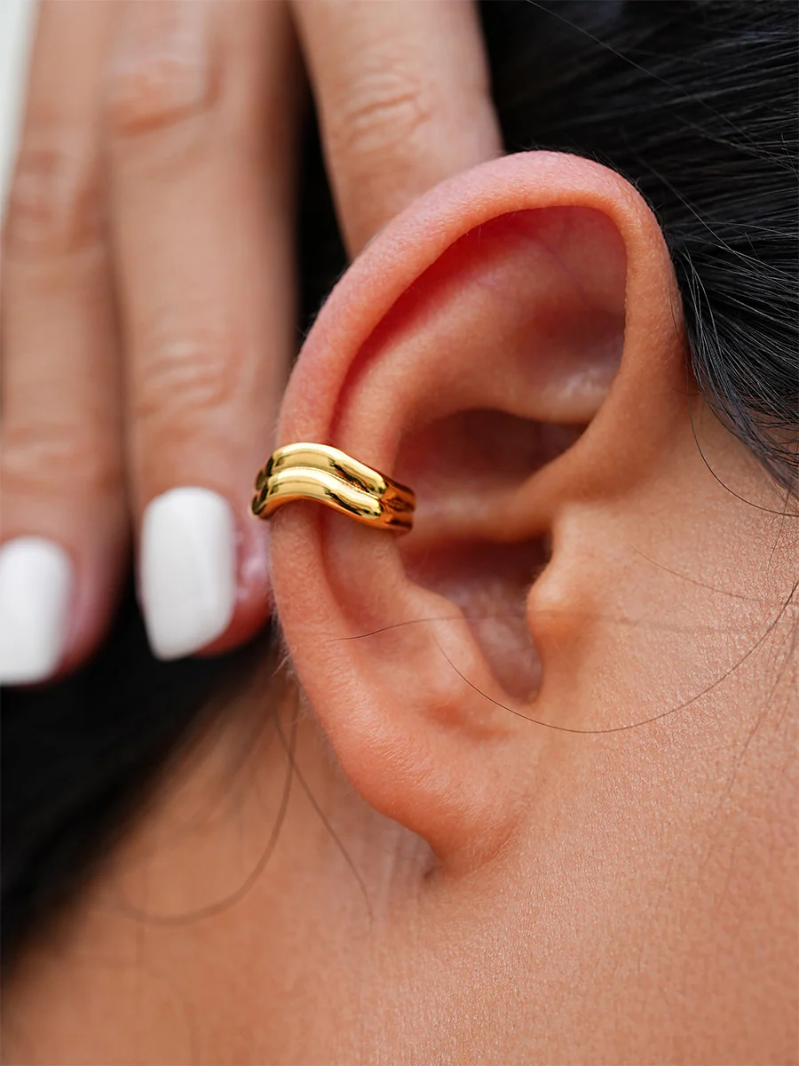 Curvy Wave Earcuff - Image 2