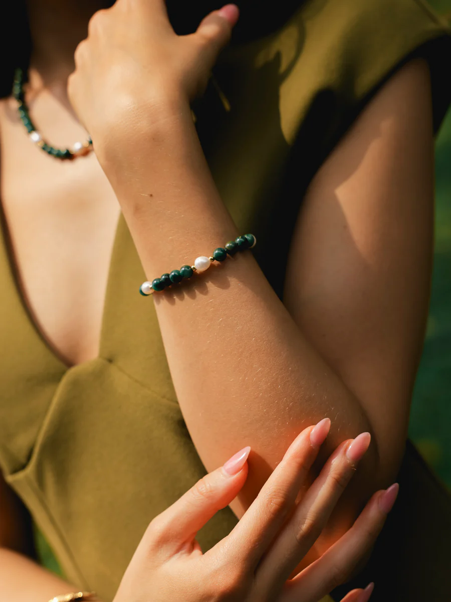 Dawn Pearl Green ARMBAND - Image 4