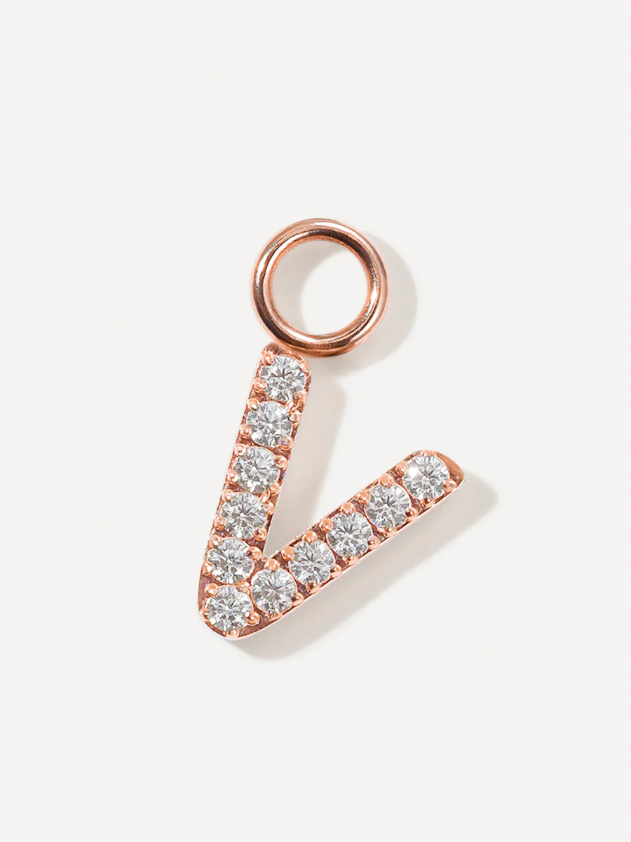 Dazzling Letter Ohrring-Charms - Image 71