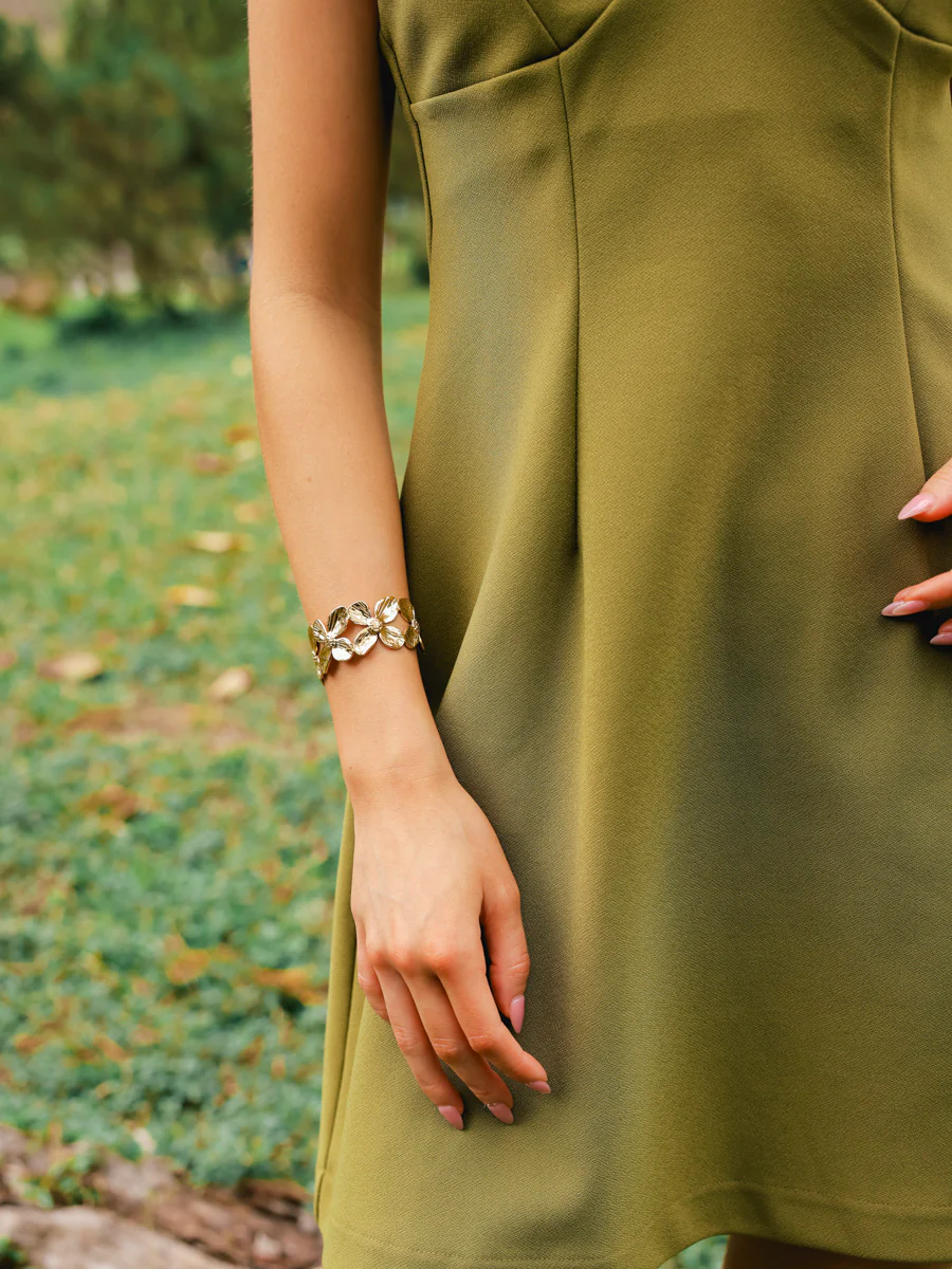 Delicate Petals Armcuff - Image 5