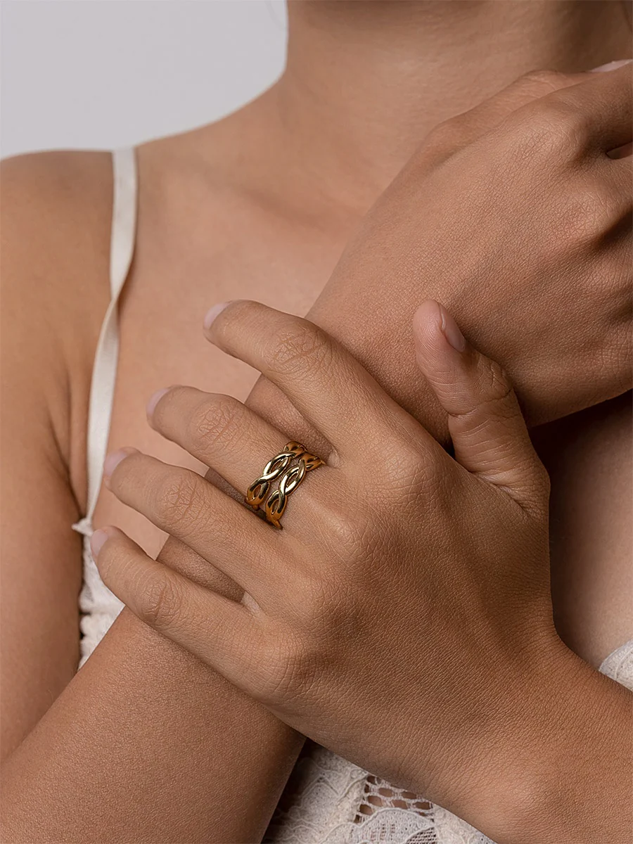 Double Twist Ring - Image 4