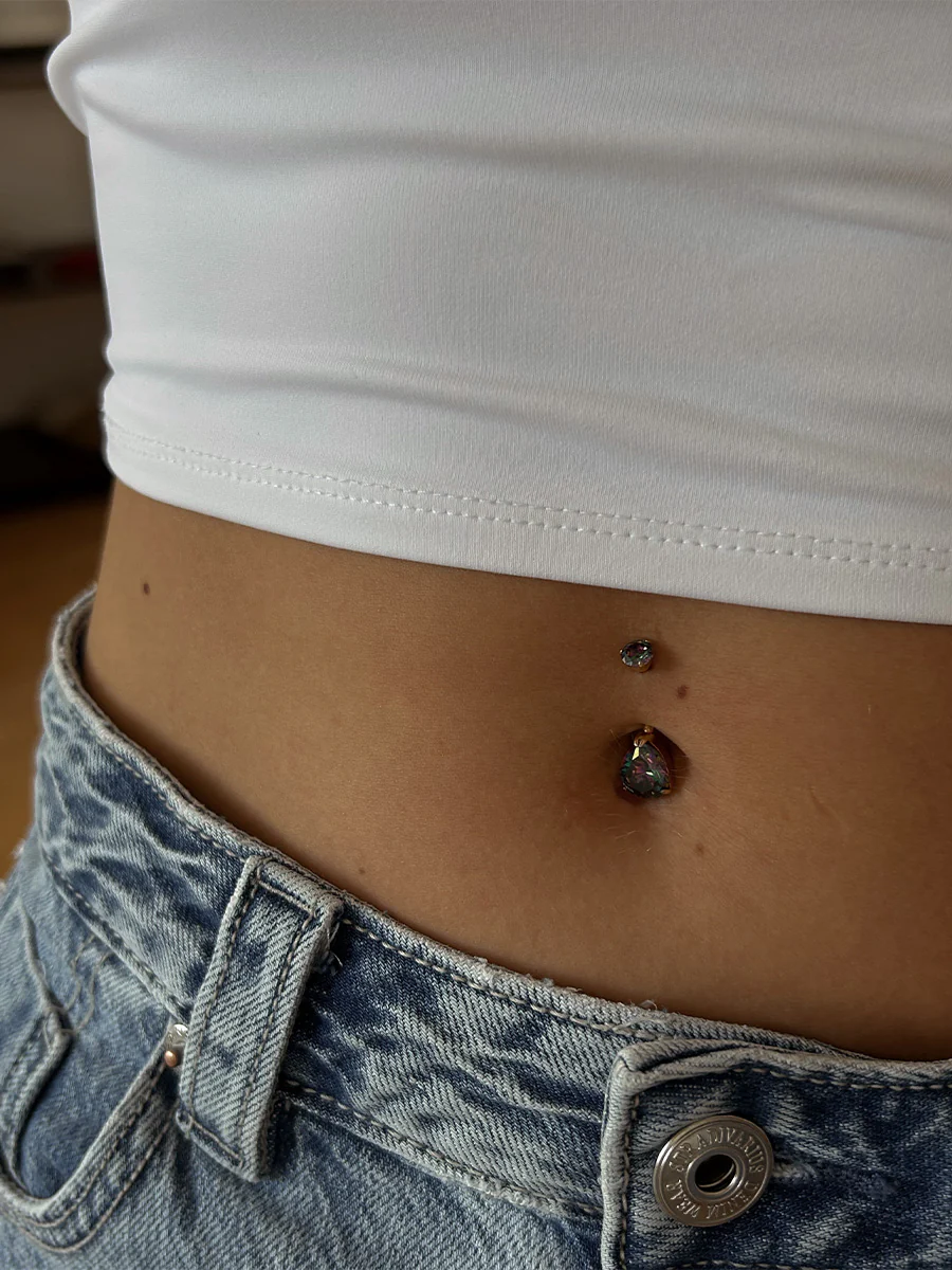 Dreamy Glow Dark Titan Bauchnabelpiercing - Image 3