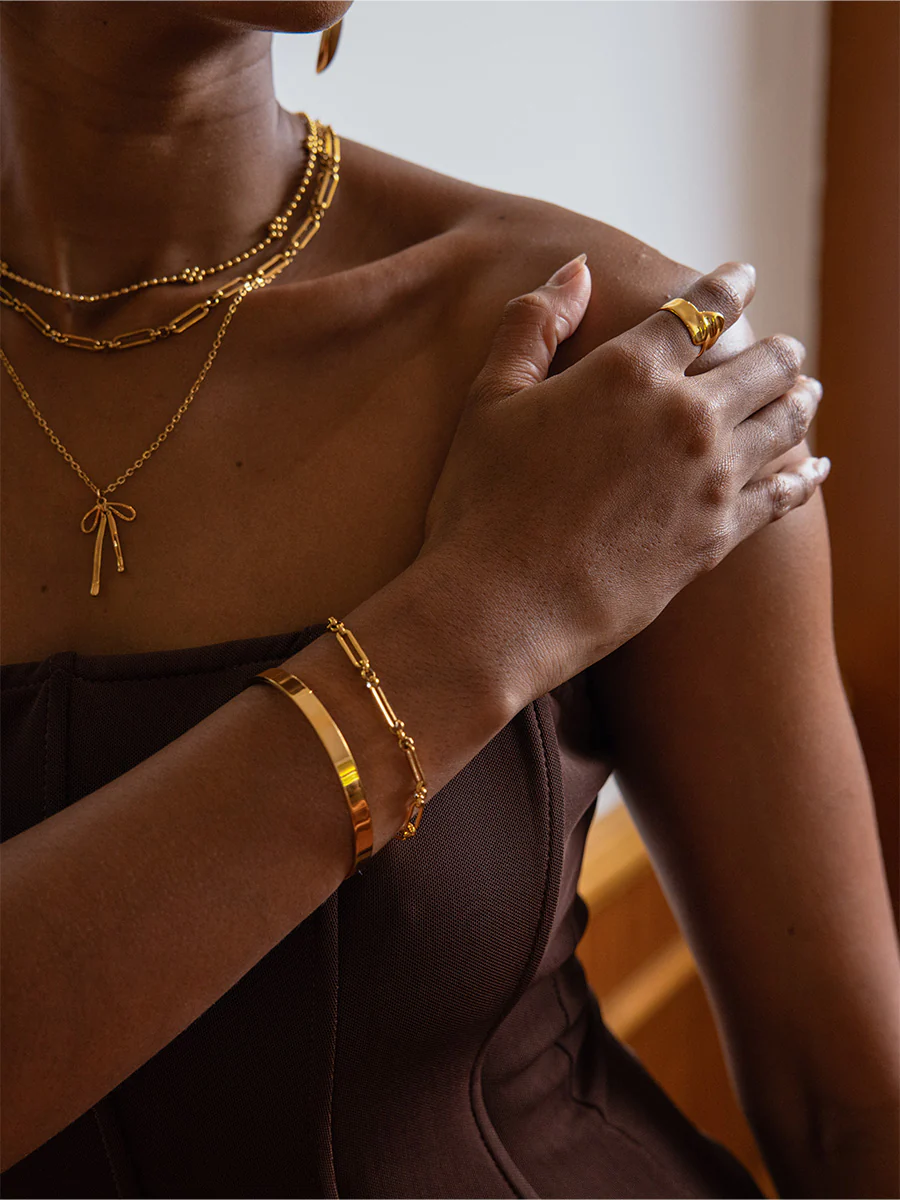 Captivating Armband - Image 4