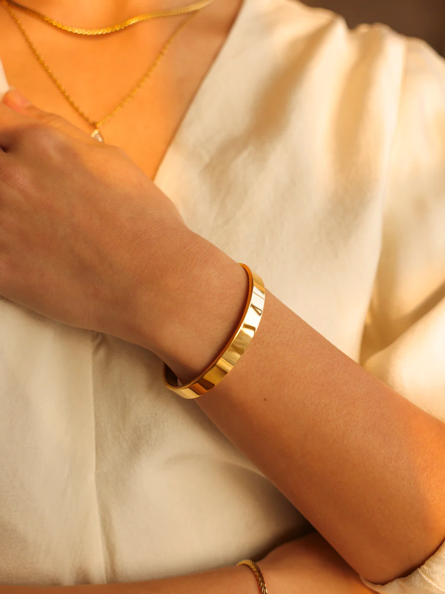 Eclipse Halo Bold Armcuff - Image 6