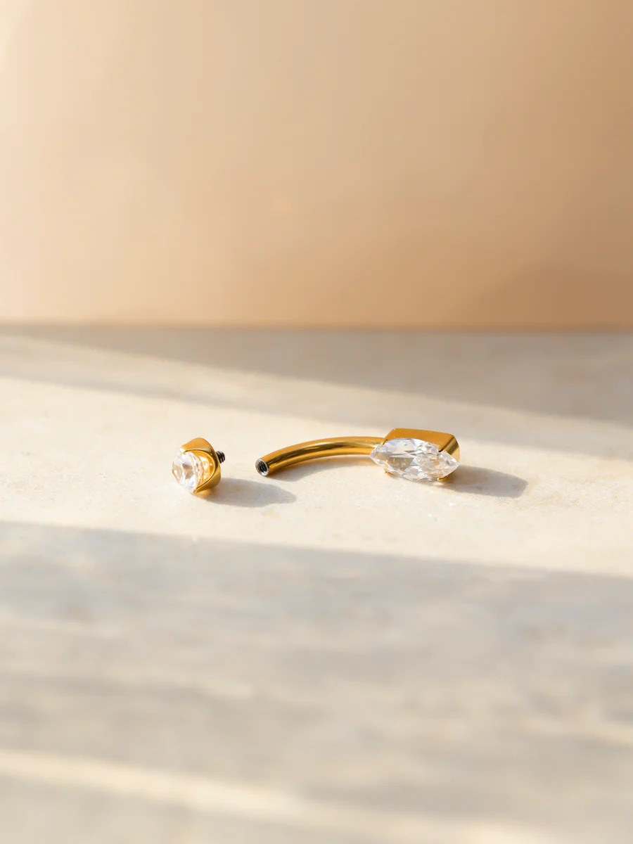 Elegance Eye Titan Bauchnabelpiercing - Image 2