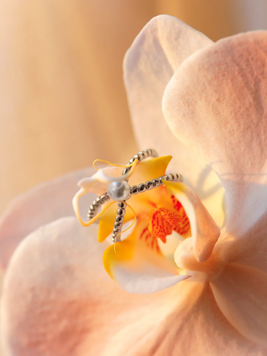 Elegant Pearl Ring - Image 9