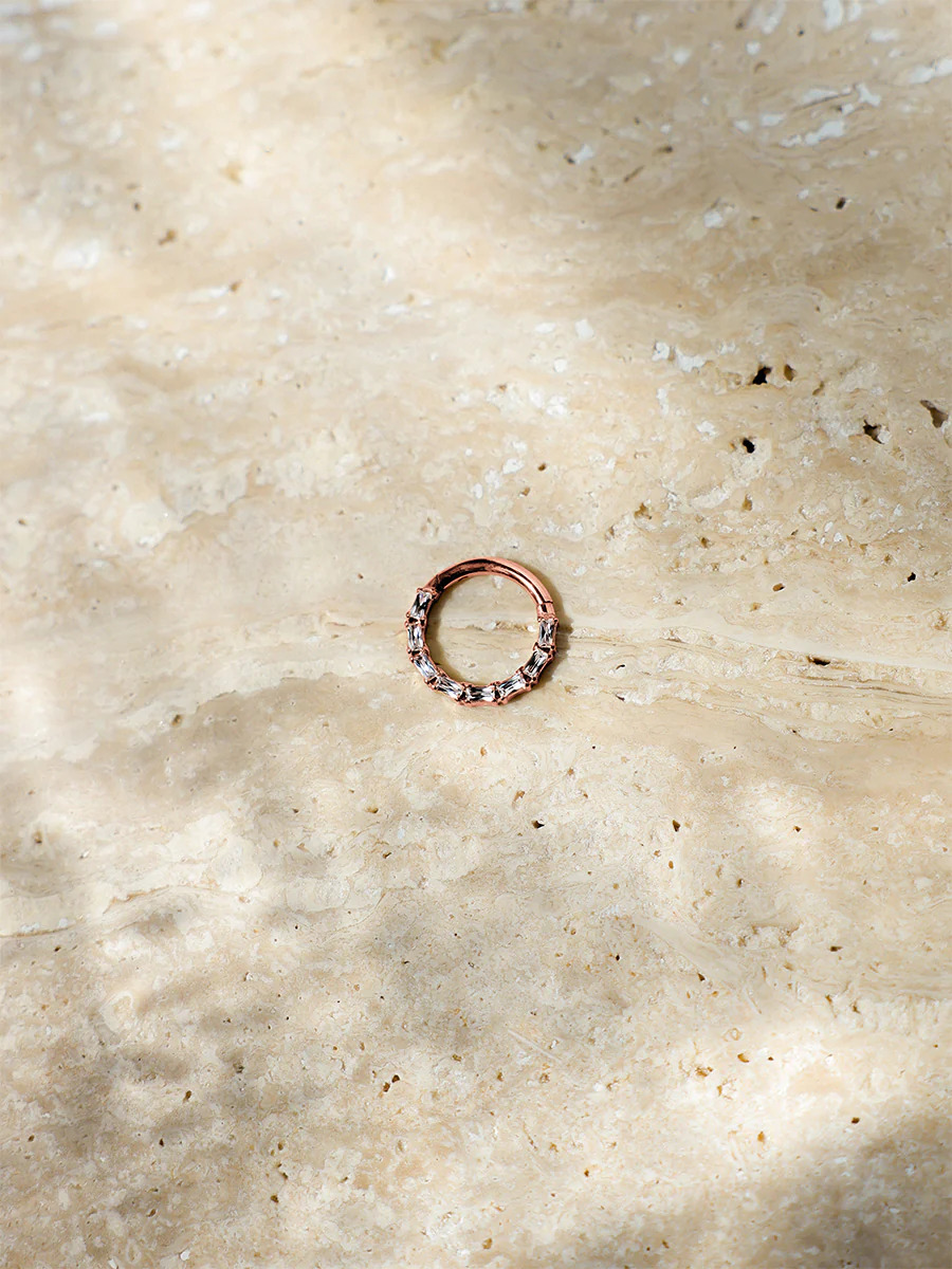Elegant Sparkle Titan Piercing - Image 3