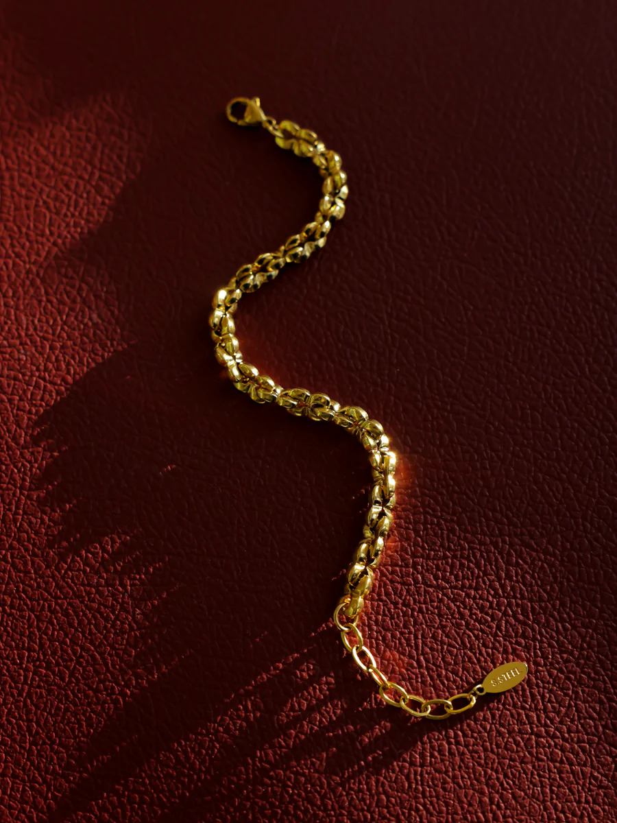 Elegant Thread ARMBAND - Image 4