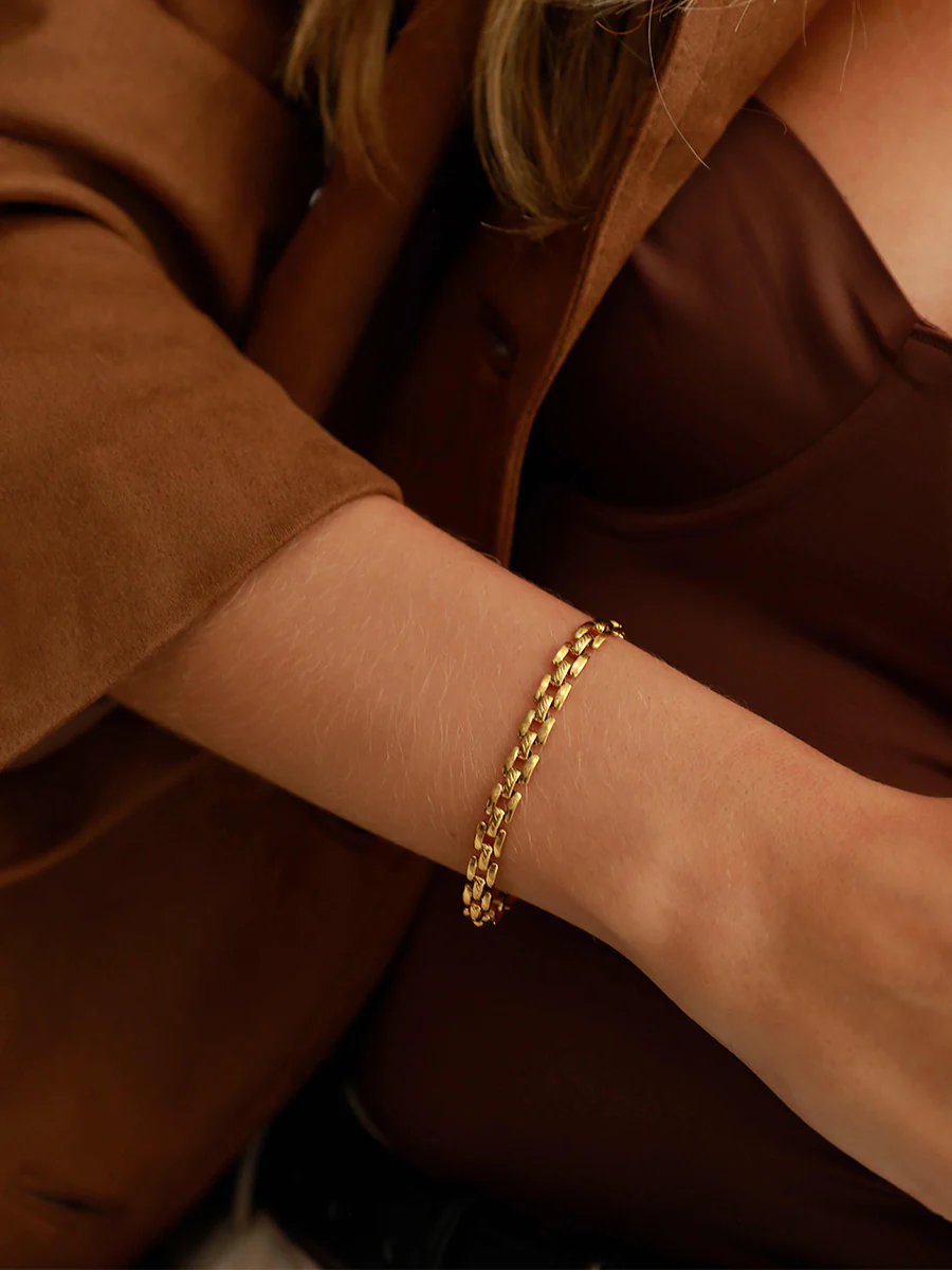 Elegant Watch Brand Set - Image 4