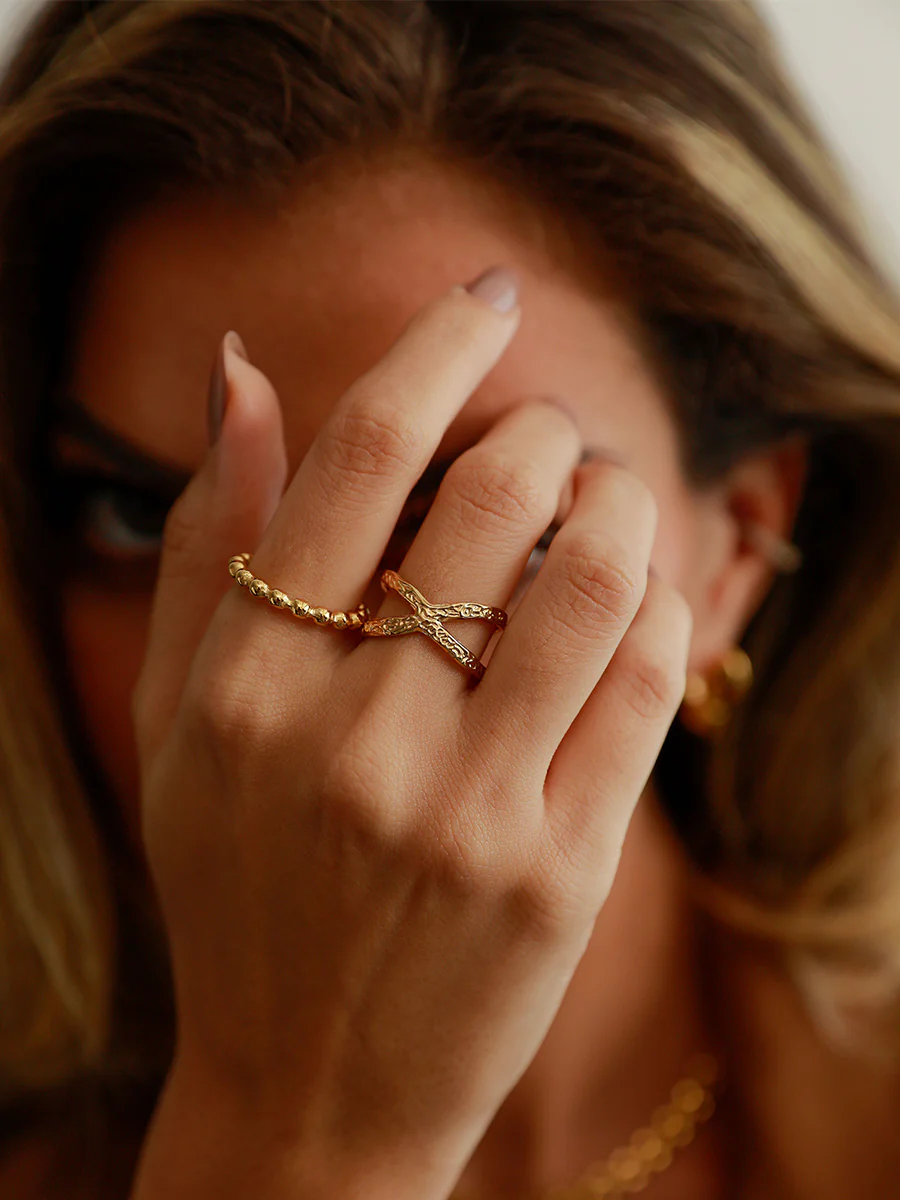 Eternity Knotwork Ring - Image 2