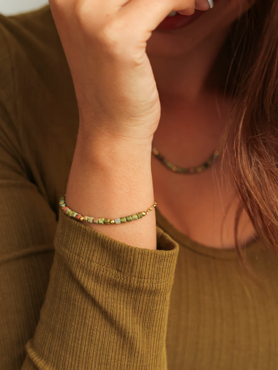 Fantasy Journey Green ARMBAND - Image 3