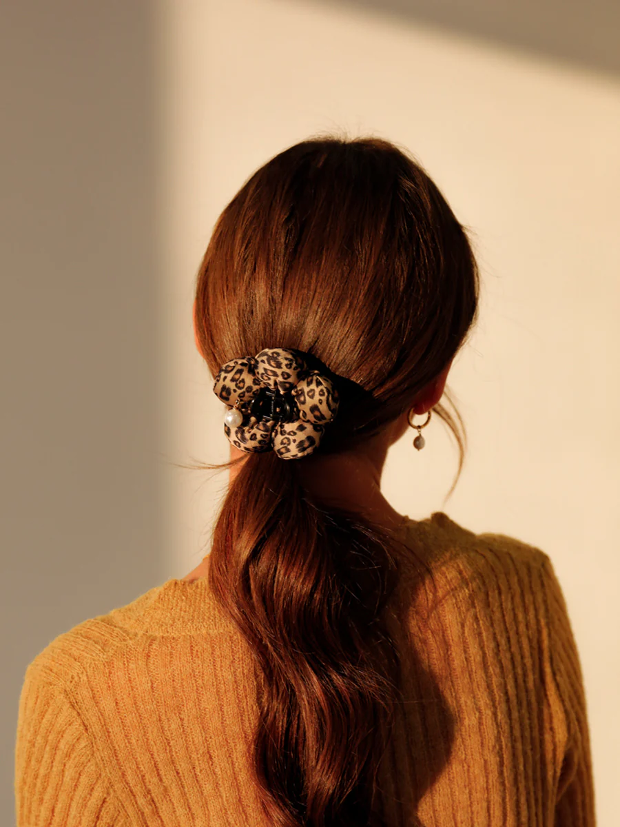Floral Grace Haarklammer - Image 4