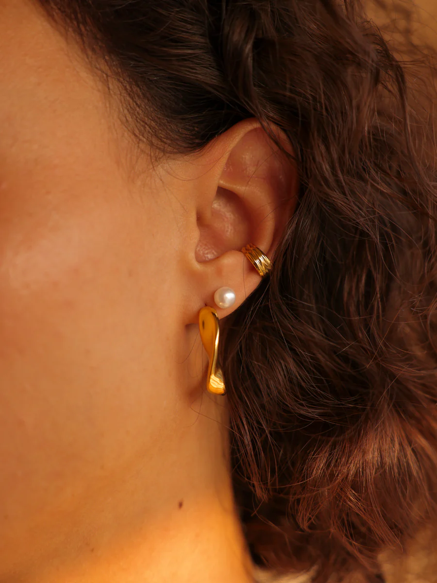 Flowing Grace Earcuff - Image 2