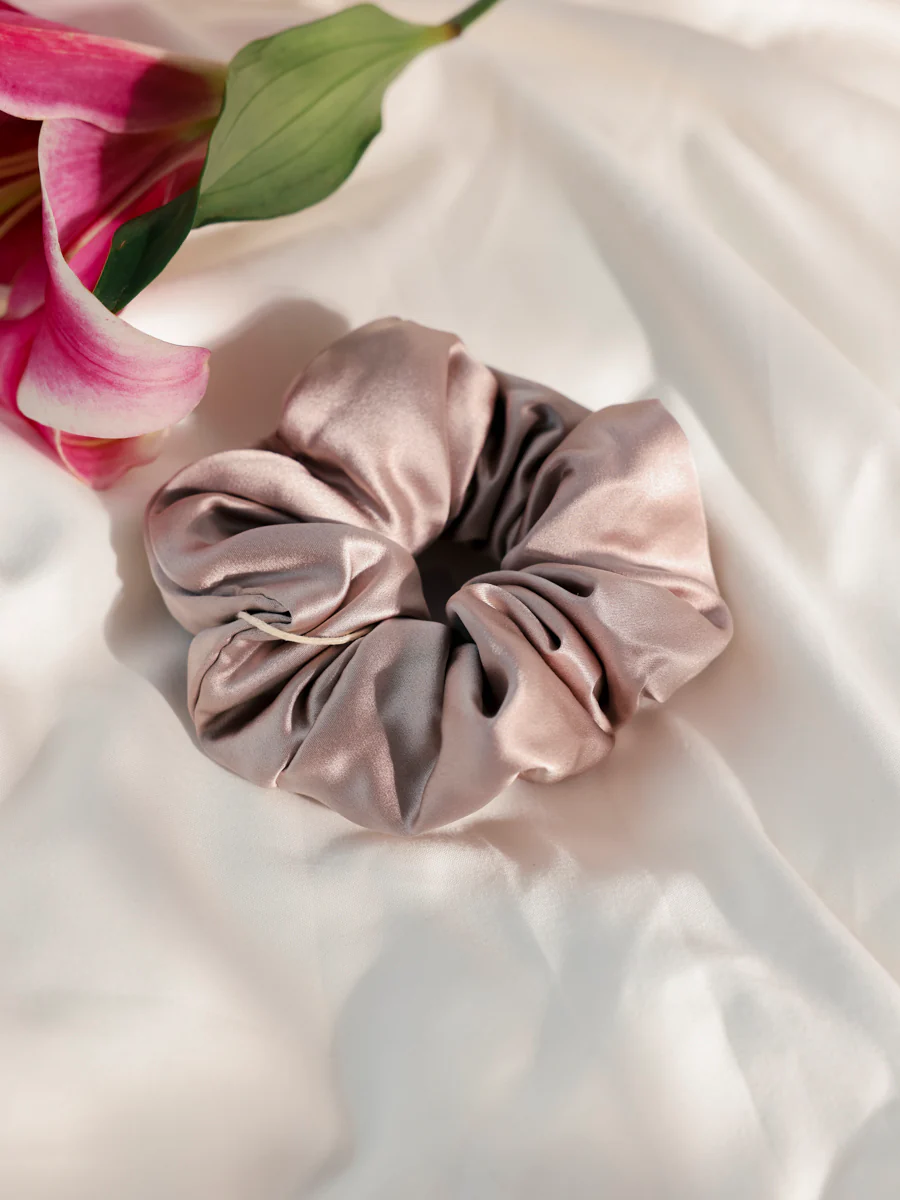 Fluffy Touch Pure Silk Scrunchie Champagne - Image 4