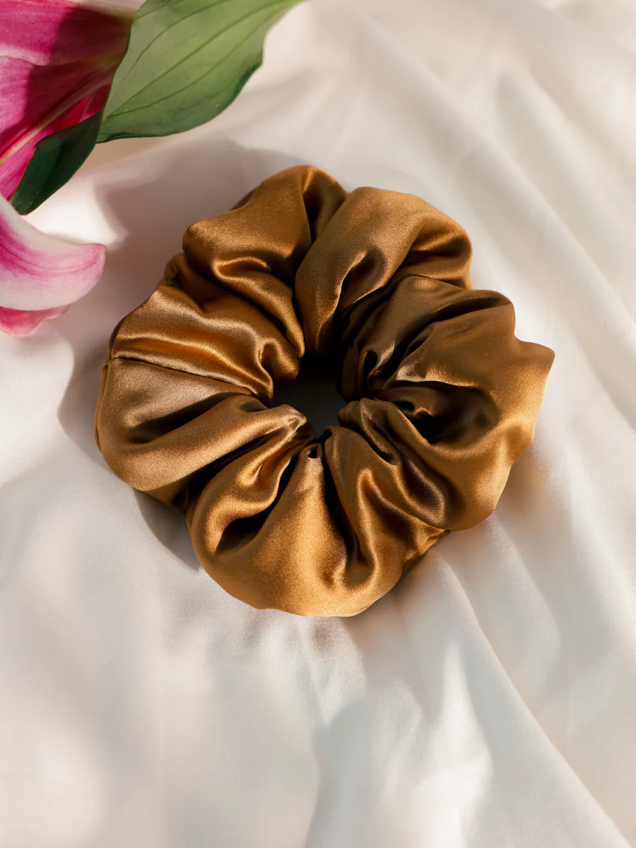 Fluffy Touch Pure Silk Scrunchie Light Brown - Image 4