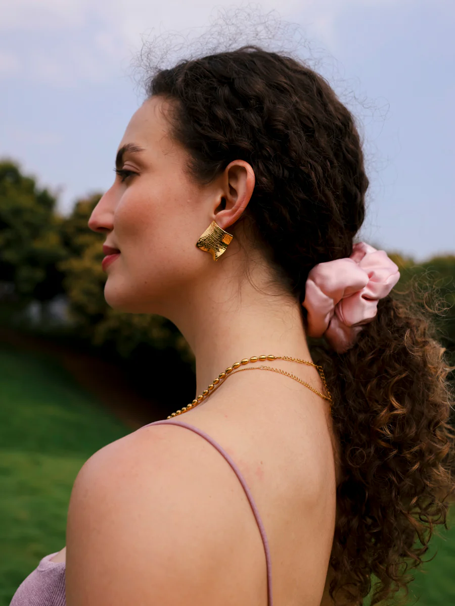 Fluffy Touch Pure Silk Scrunchie Light Pink - Image 5