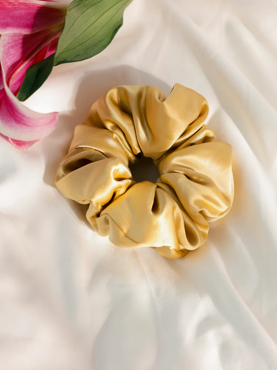 Fluffy Touch Pure Silk Scrunchie Light Yellow - Image 4