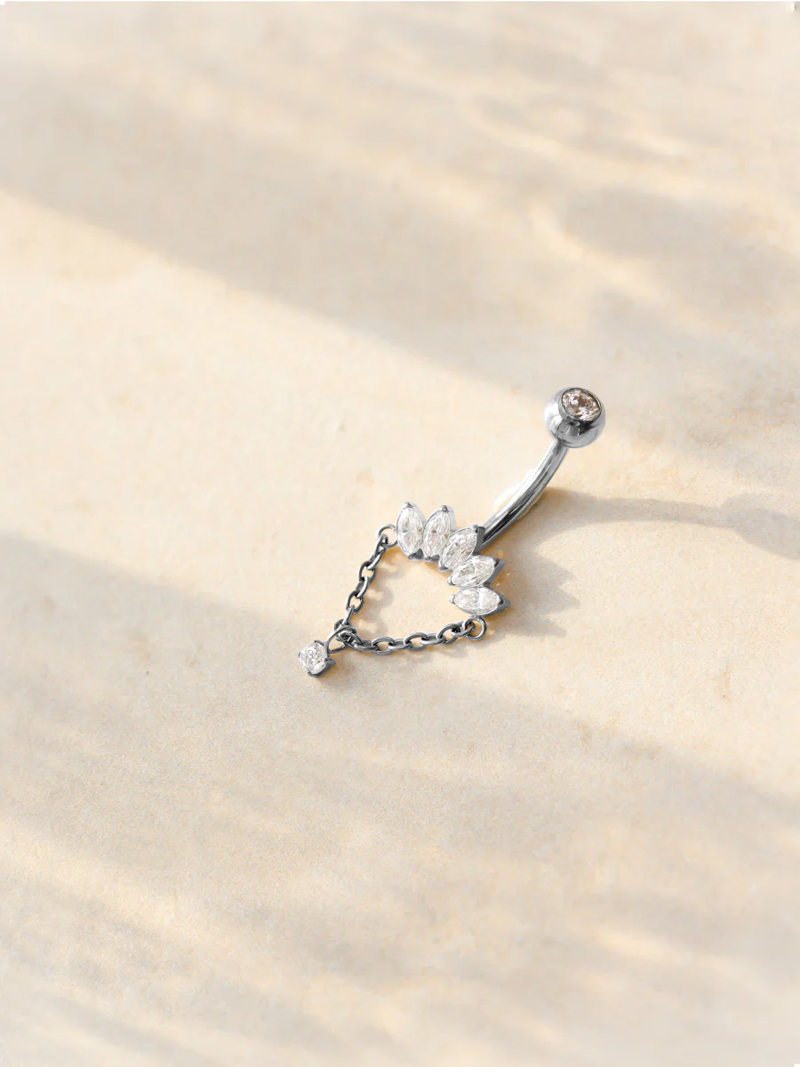 Gleaming Spark Titan Bauchnabelpiercing - Image 5