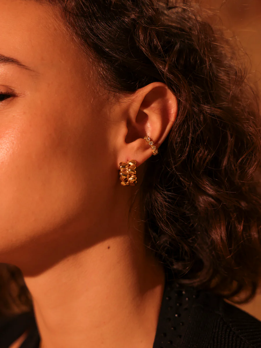 Glistening Moment Earcuff - Image 5