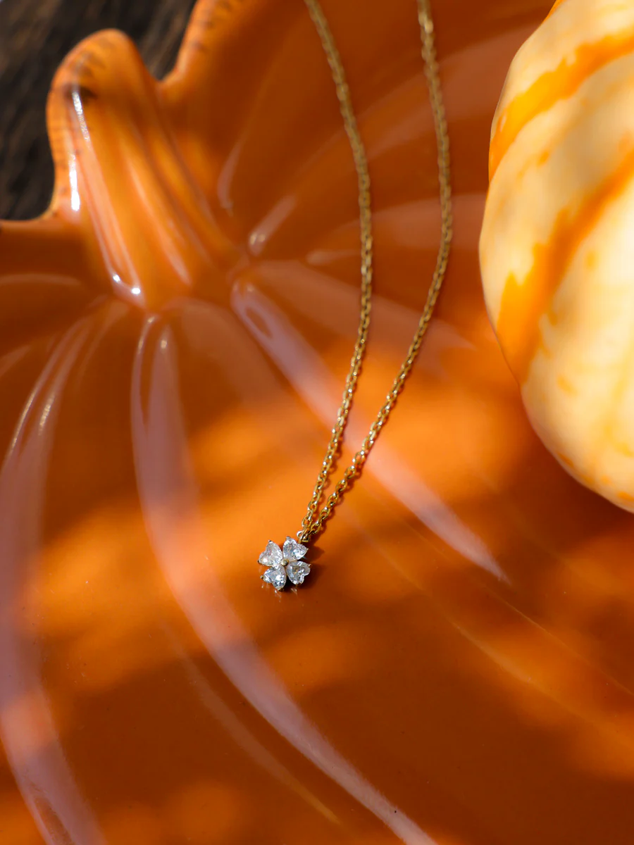 Heart Petal Kette - Image 4