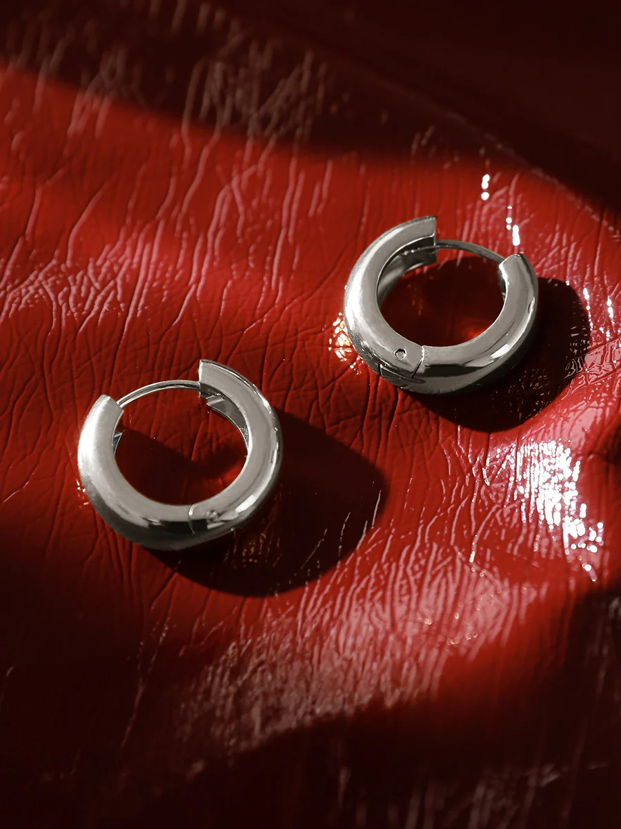 Huggie Hoop Ohrringe - Image 8