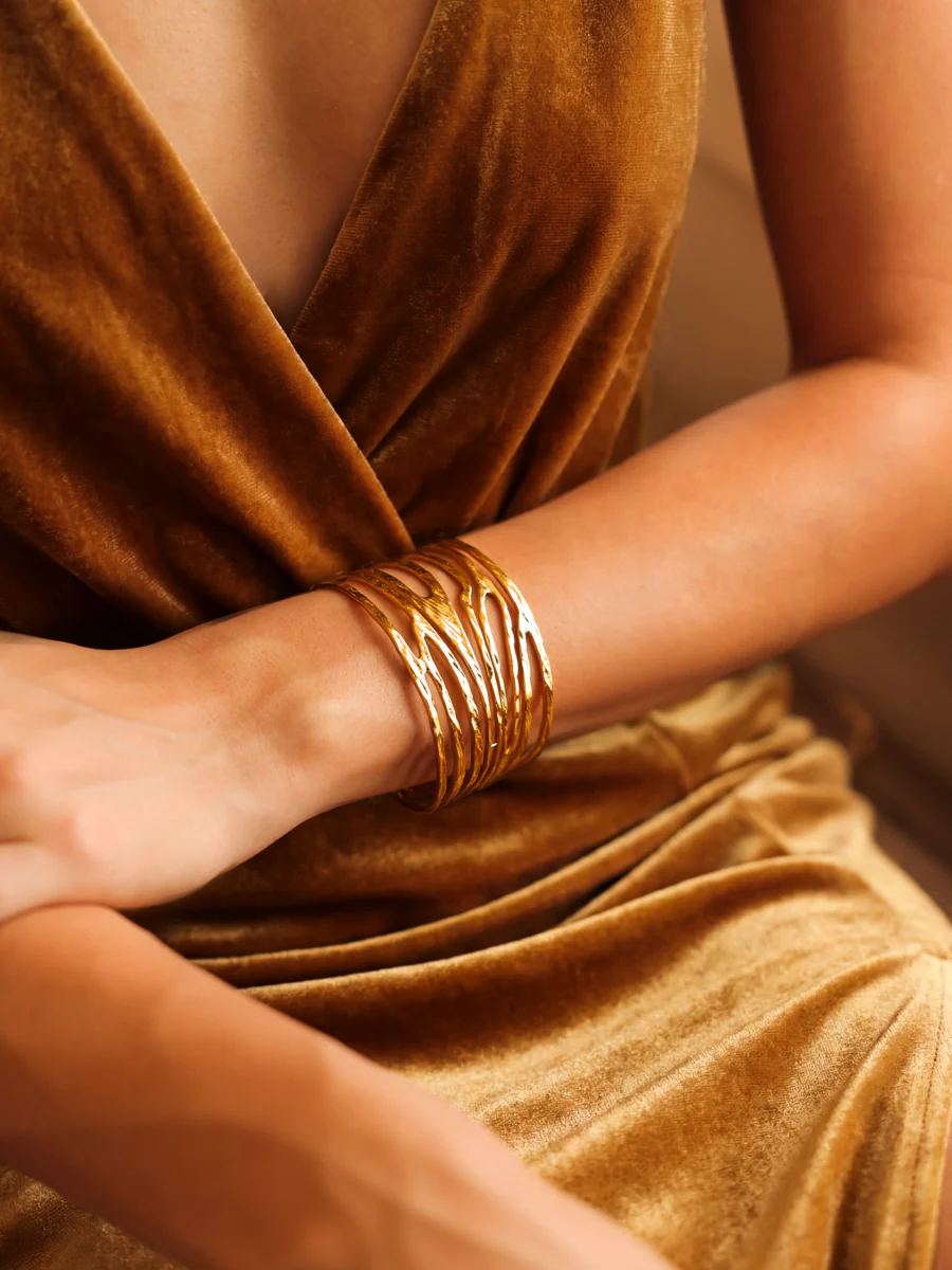 Interwoven Light Armcuff - Image 7
