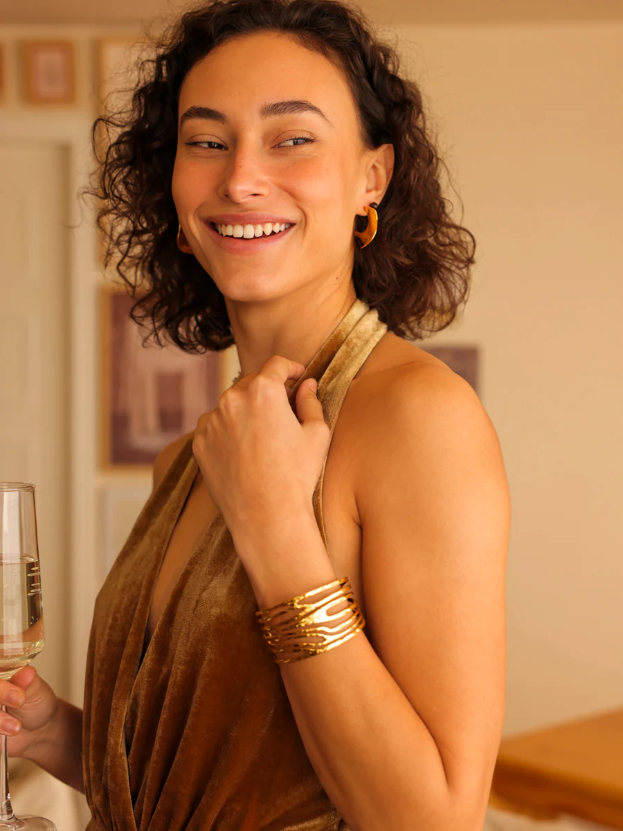 Interwoven Light Armcuff - Image 8