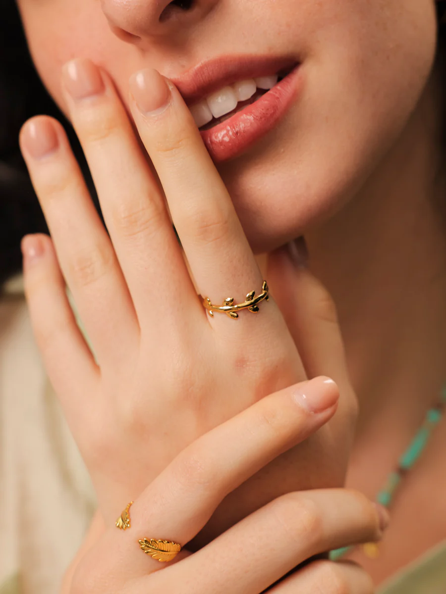 Leaf Embrace Ring - Image 2