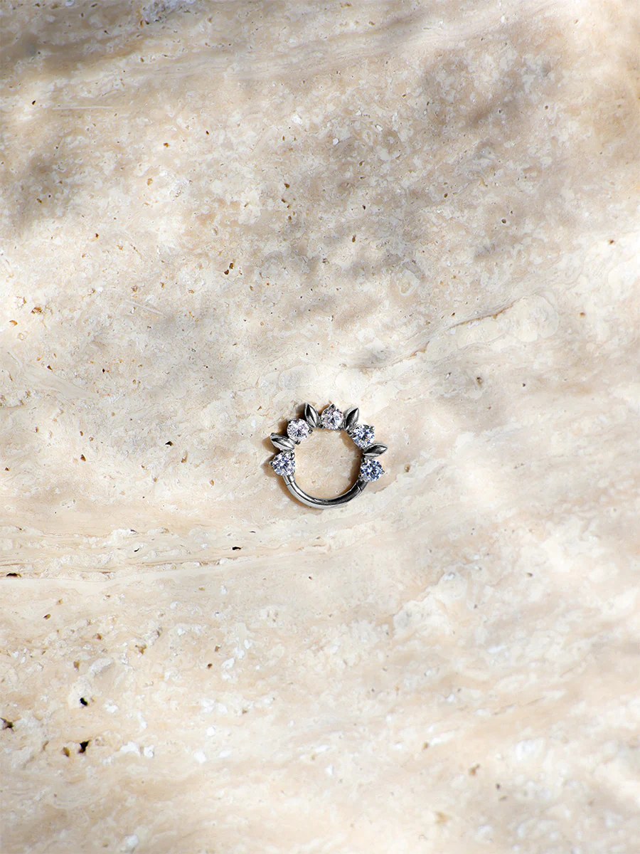 Leaf Harmony Titan Piercing - Image 2