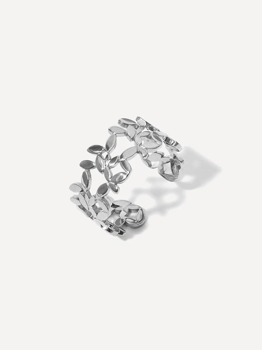 Leafy Charm Ring - Image 12