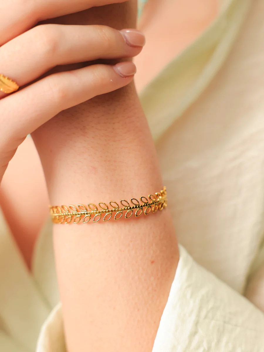 Leafy Embrace Armcuff - Image 2