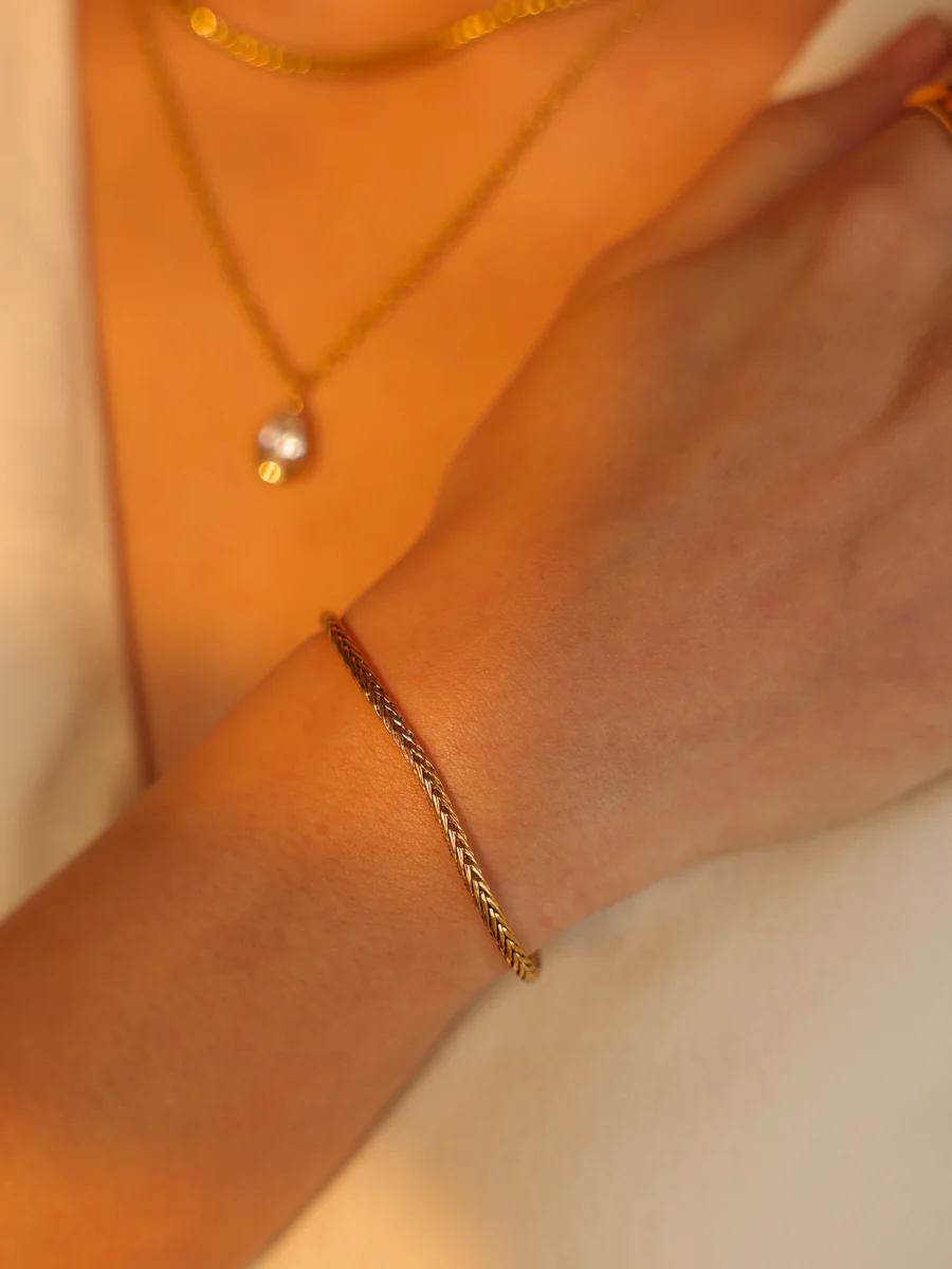 Linear Elegance ARMBAND - Image 2