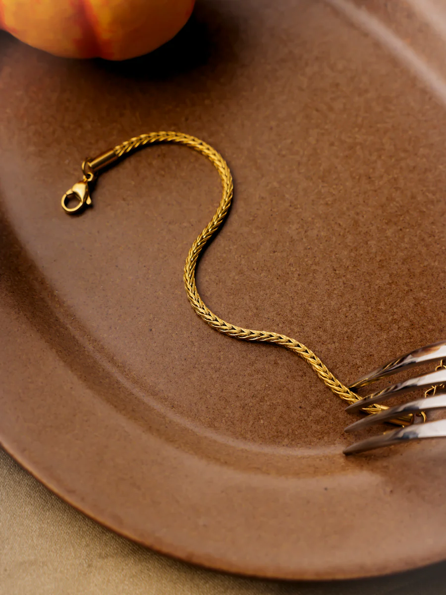 Linear Elegance ARMBAND - Image 4
