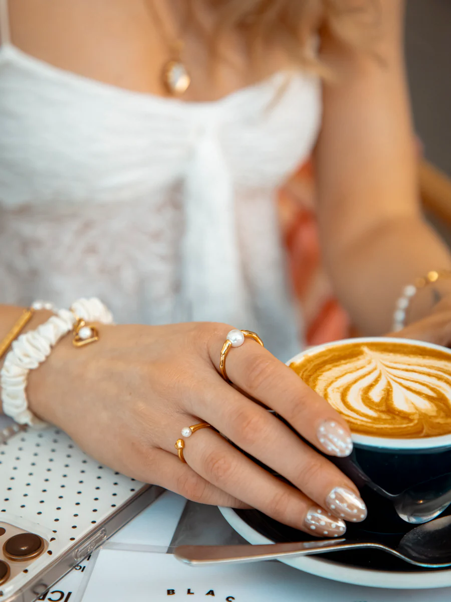 Love in Pearl Ring - Image 3