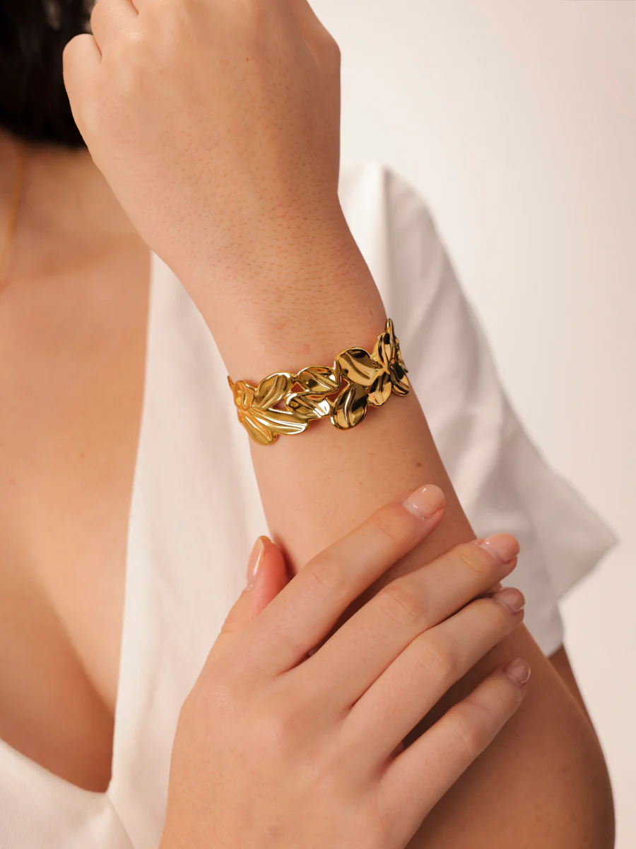 Lush Ripple Armcuff - Image 6