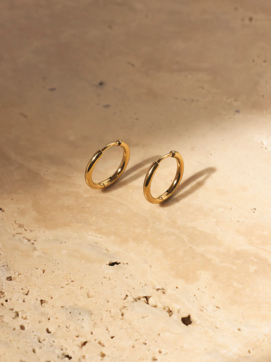 16mm Minimal Hoop Ohrringe - Image 4