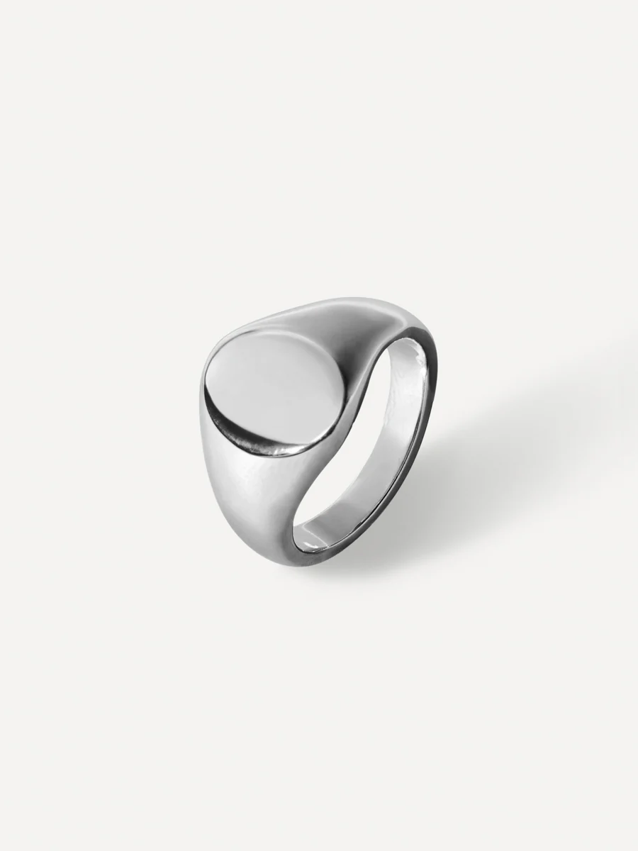 Minimalist Oval Ring - Image 7