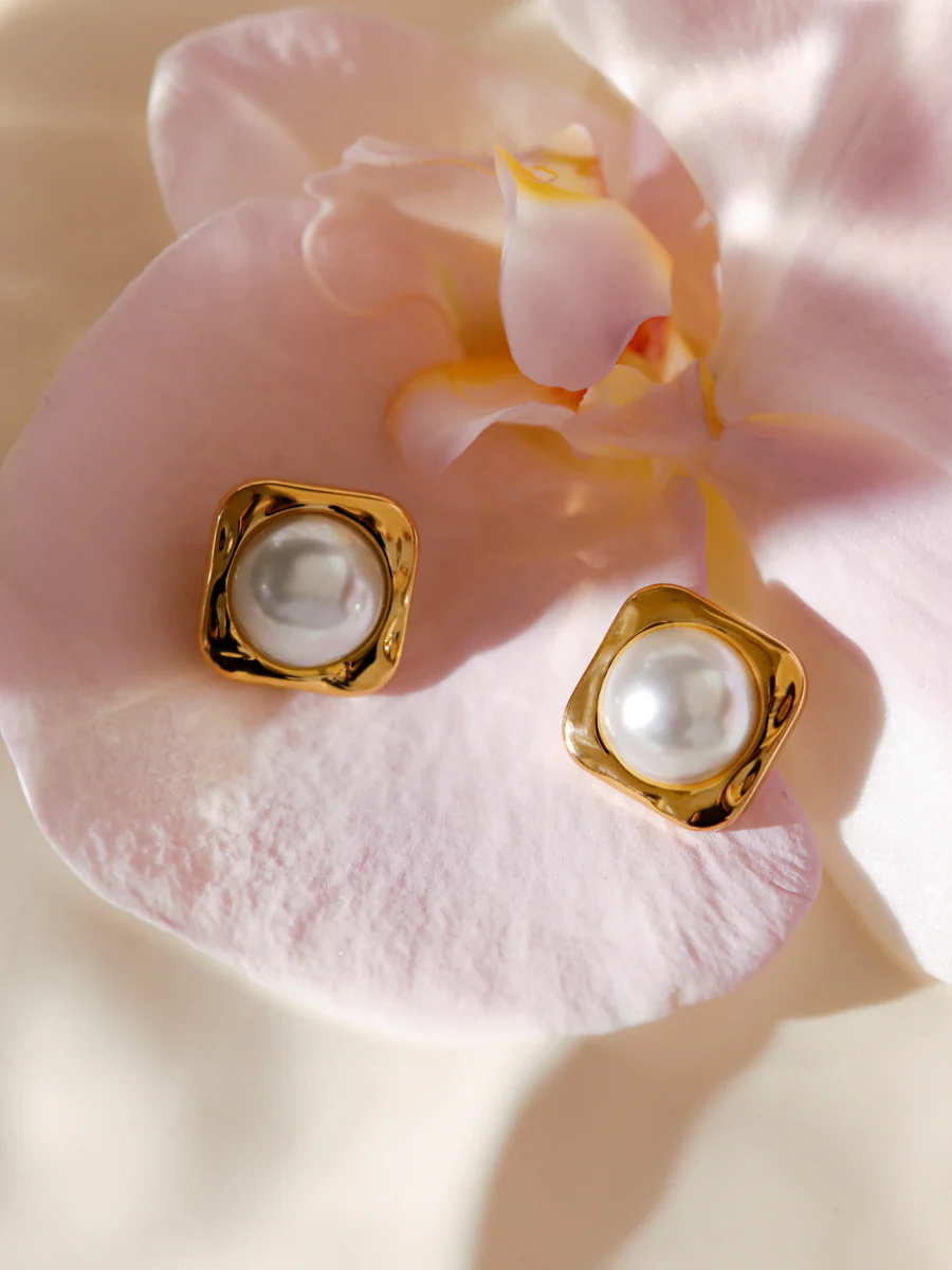 Modern Edge Pearl Ohrringe - Image 4