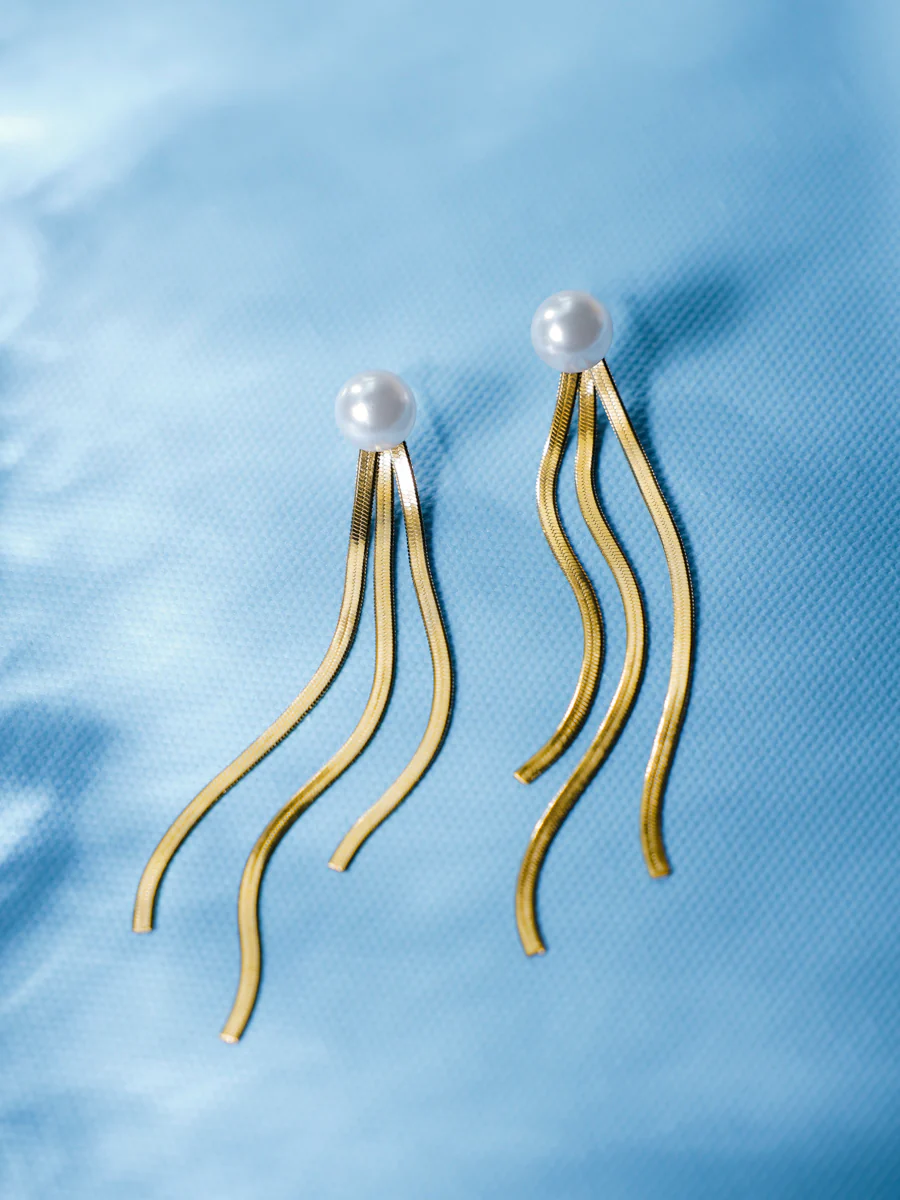 Pearl Cascade Ohrringe - Image 4